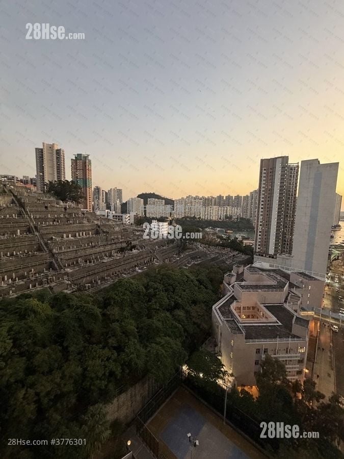 鸿福苑 售盘 2 房 , 1 浴室