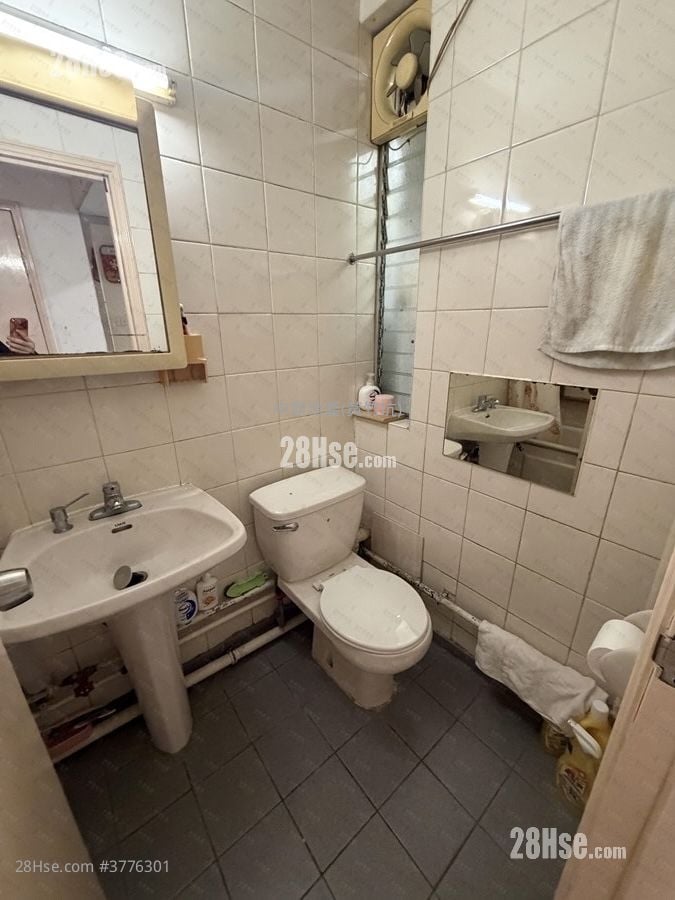 鸿福苑 售盘 2 房 , 1 浴室