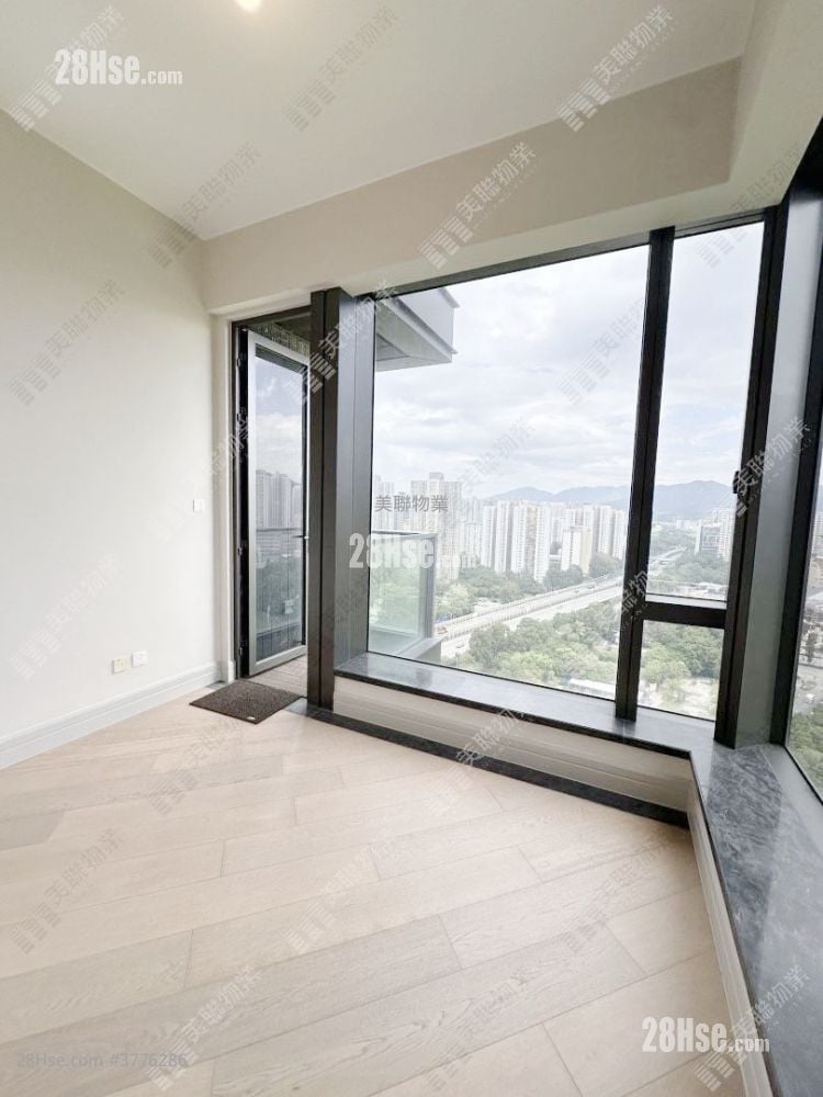 高尔夫御苑 售盘 2 房 , 1 浴室 486 平方尺