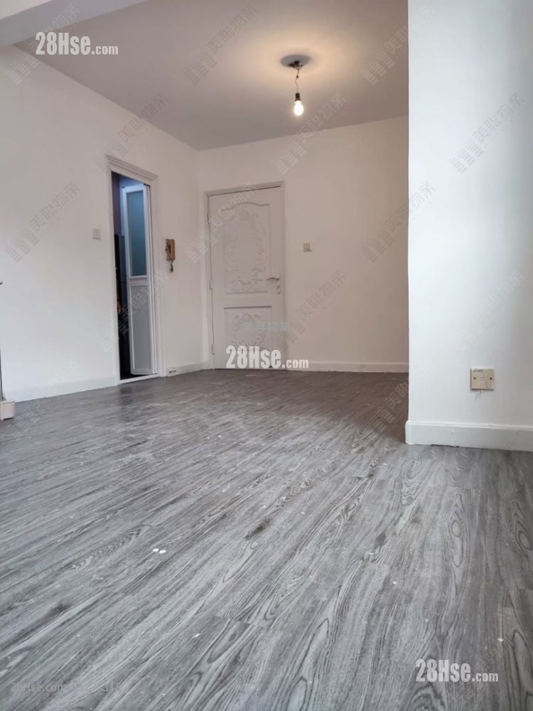 Serene Garden Sell 3 Bedrooms , 1 Bathroom 590 ft²