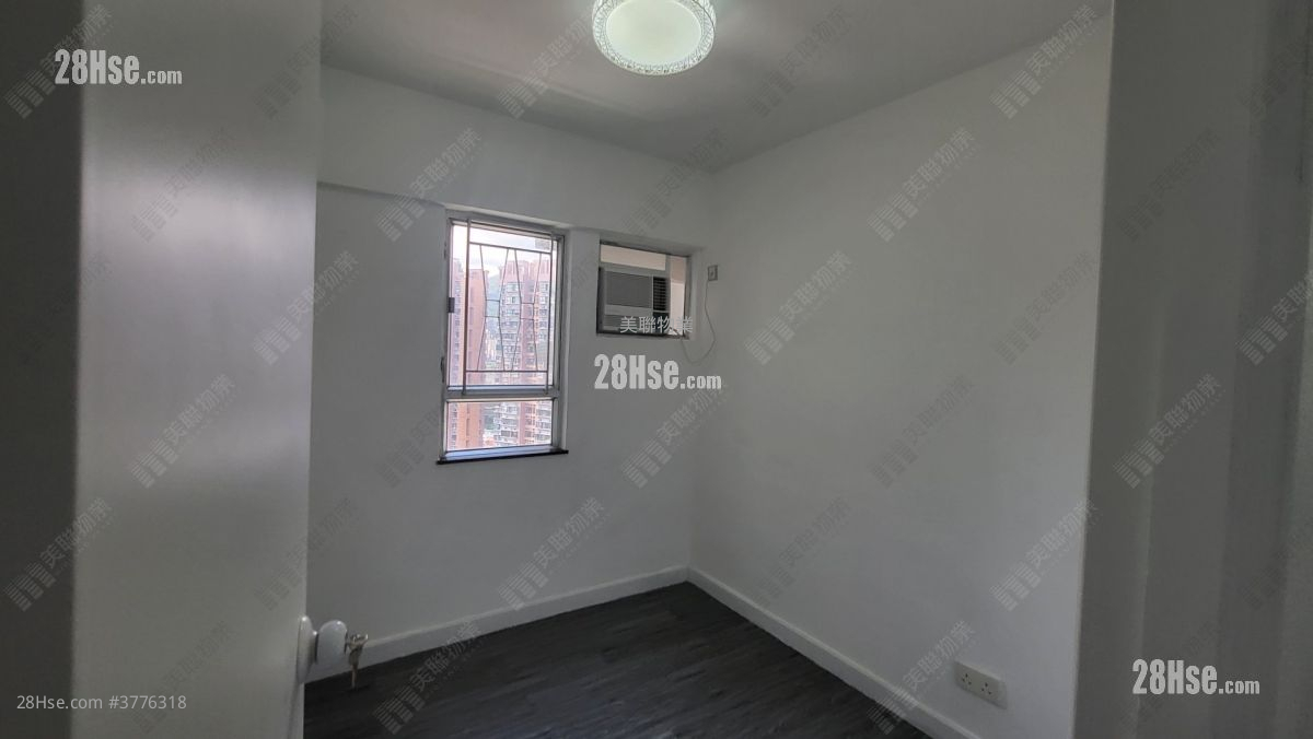 Serene Garden Sell 3 Bedrooms , 1 Bathroom 590 ft²