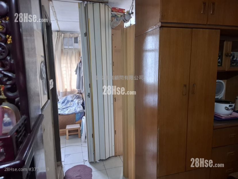 Choi Ha Estate Sell 2 Bedrooms , 1 Bathroom 376 ft²