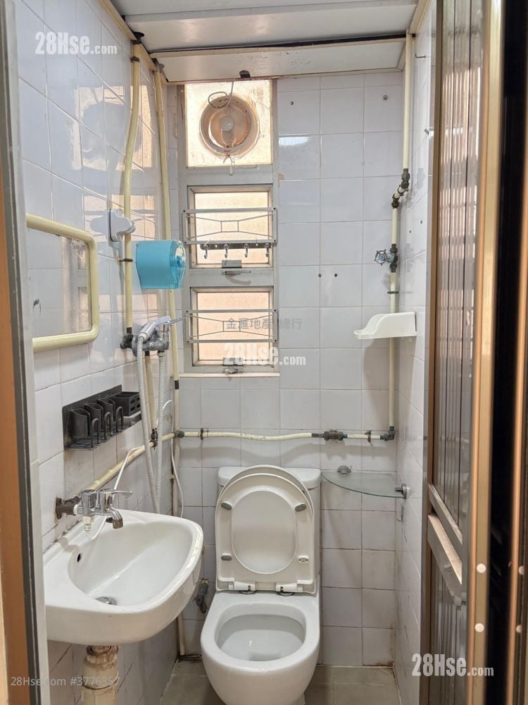 凤仪楼 租盘 313 平方尺