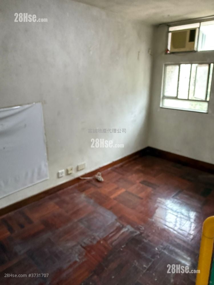 King Lai Court Sell 1 Bathroom 645 ft²