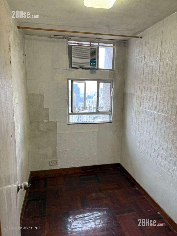 King Lai Court Sell 1 Bathroom 645 ft²