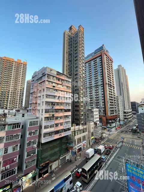 Axis Rental 1 Bedroom , 1 Bathroom 246 ft²