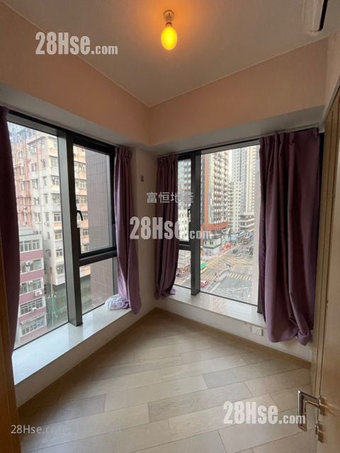 Axis Rental 1 Bedroom , 1 Bathroom 246 ft²