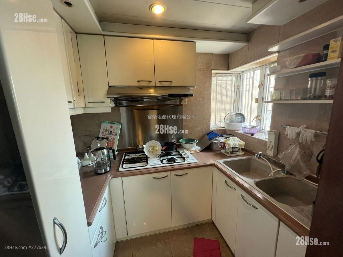 Laguna Verde Sell 4 Bedrooms , 2 Bathrooms 781 ft²