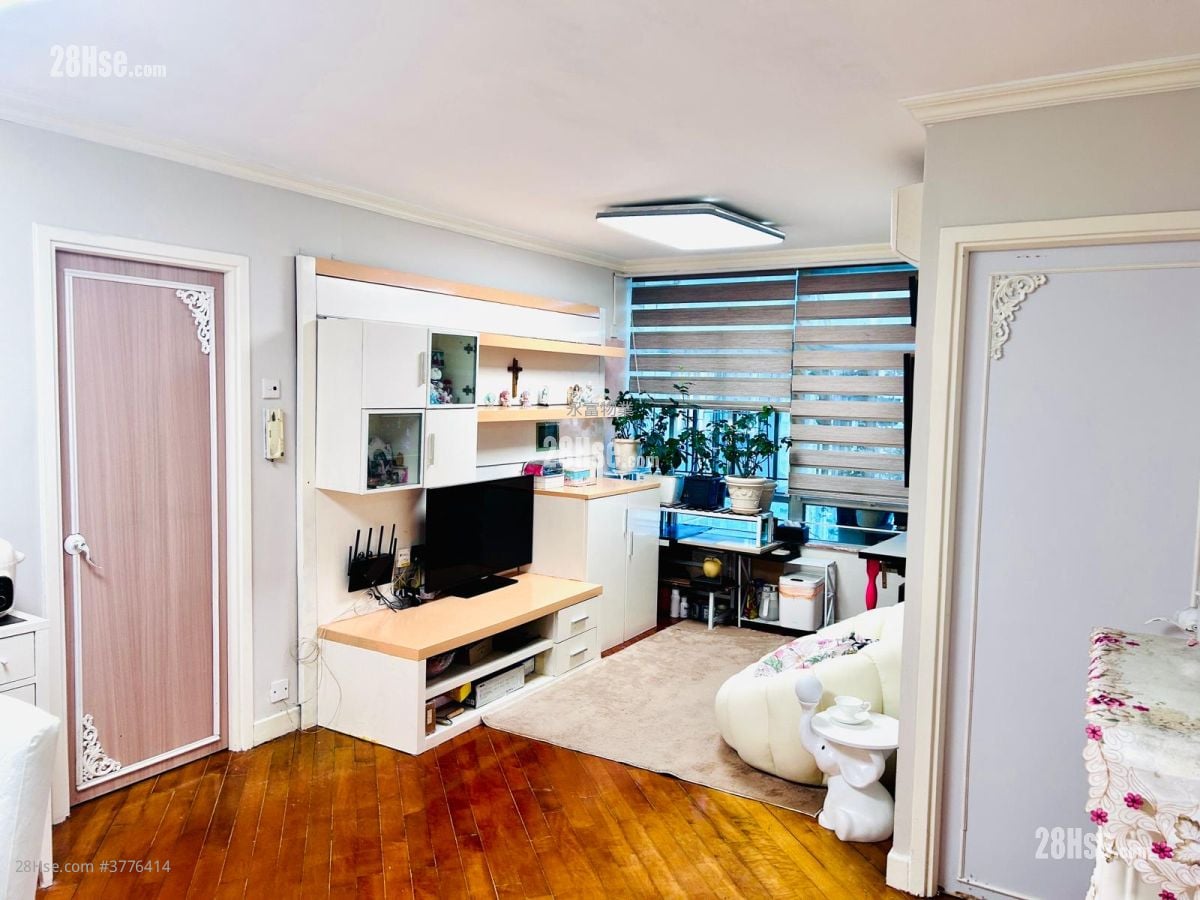 Tung Hei Court Sell 2 Bedrooms , 1 Bathroom 546 ft²