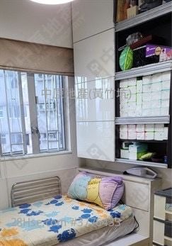 Broadview Court Sell 3 Bedrooms , 1 Bathroom 591 ft²