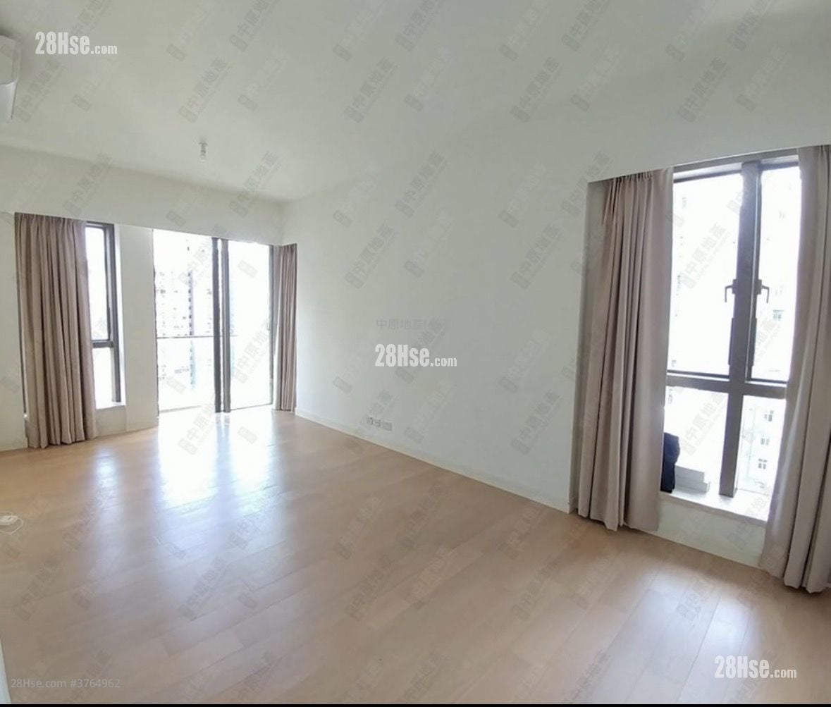 Kensington Hill Sell 3 Bedrooms , 2 Bathrooms 865 ft²