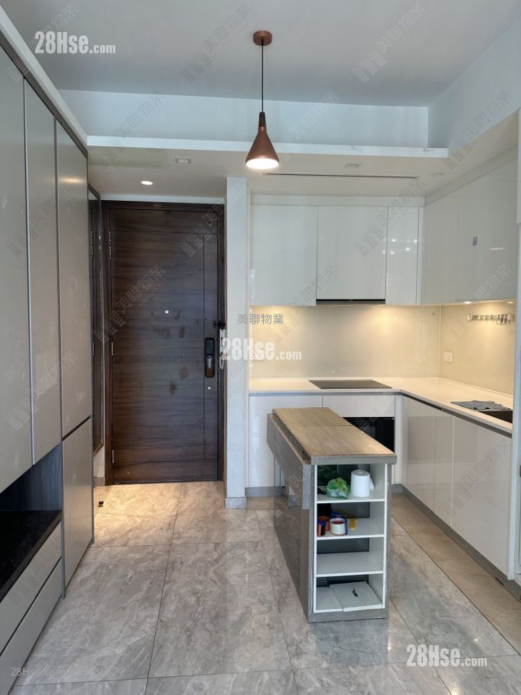 Savannah Sell 2 Bedrooms , 1 Bathroom 464 ft²