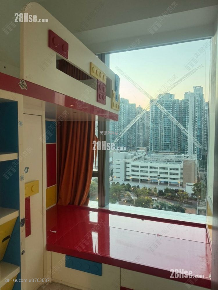 Savannah Sell 2 Bedrooms , 1 Bathroom 464 ft²