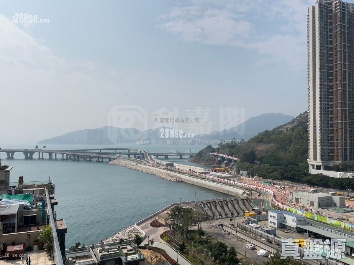 Capri Sell 3 Bedrooms 764 ft²