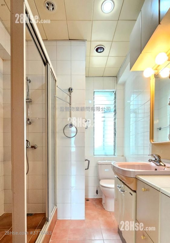 新豪大厦 售盘 3 房 , 2 浴室 1,230 平方尺