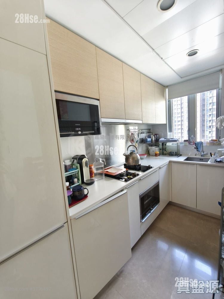 The Parkside Sell 3 Bedrooms 697 ft²