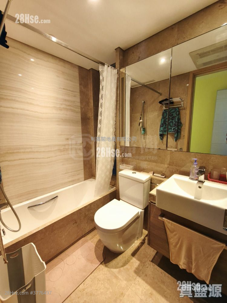 The Parkside Sell 3 Bedrooms 697 ft²