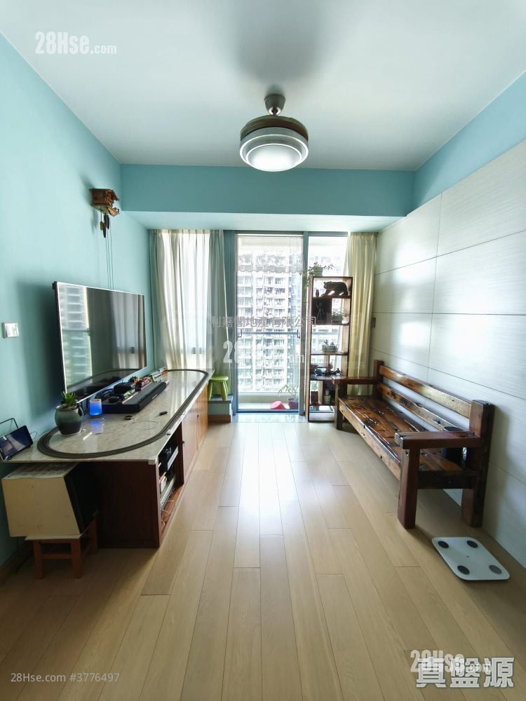 The Parkside Sell 3 Bedrooms 697 ft²