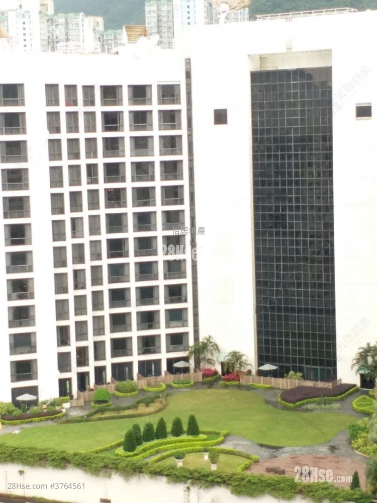 Kornhill Sell 2 Bedrooms , 1 Bathroom 466 ft²