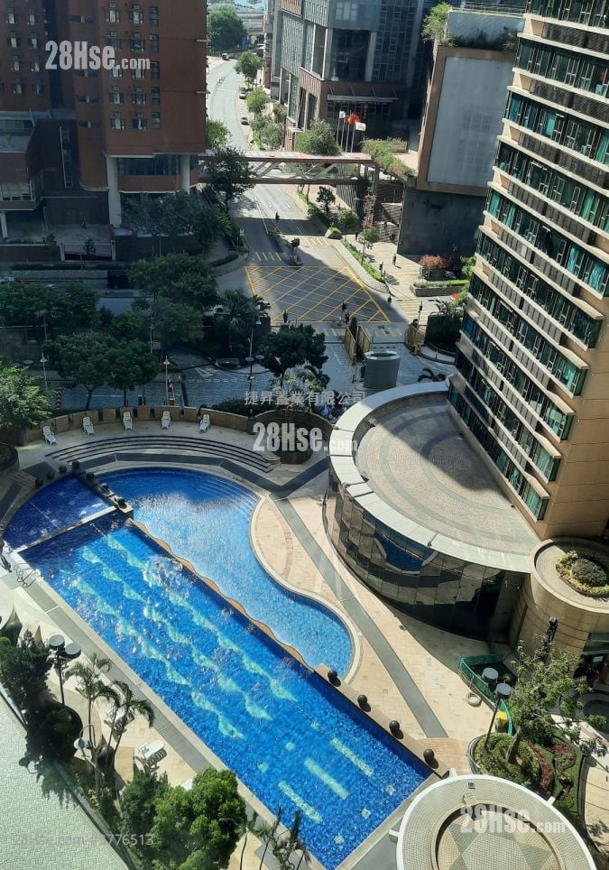 Royal Peninsula Sell 1 Bedroom , 1 Bathroom 462 ft²