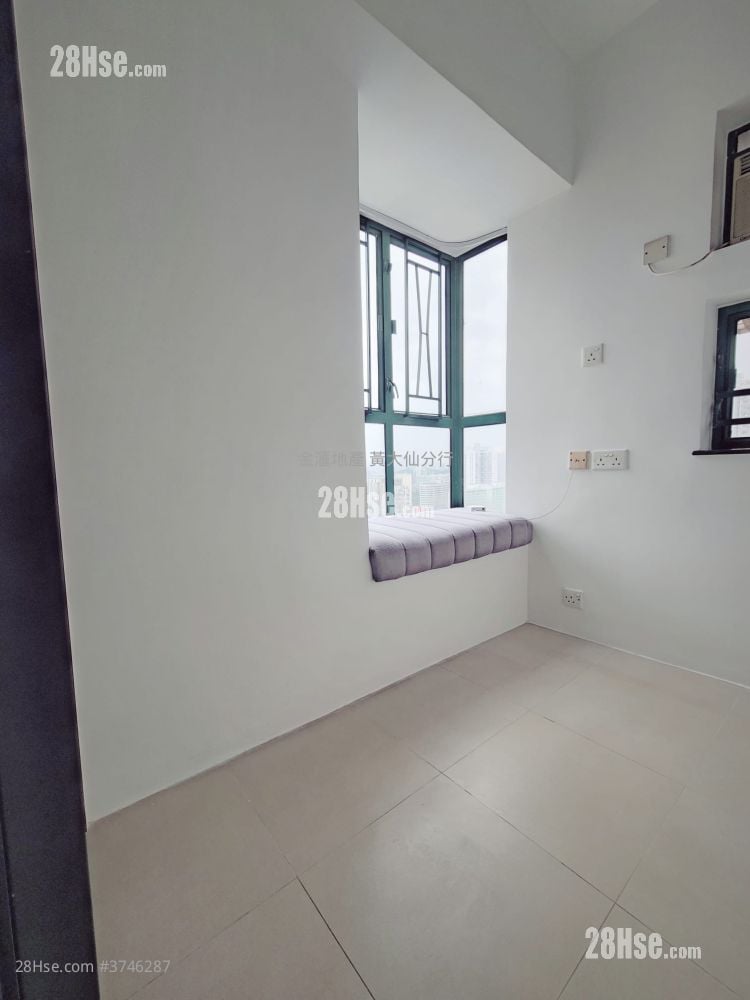 The Vista Rental 2 Bedrooms 302 ft²