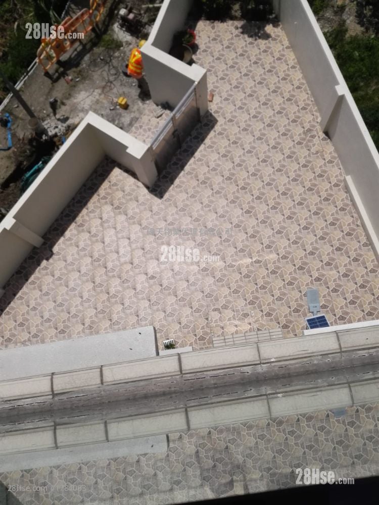 村屋 售盤 5+ 房 , 3 浴室 1,890 平方呎