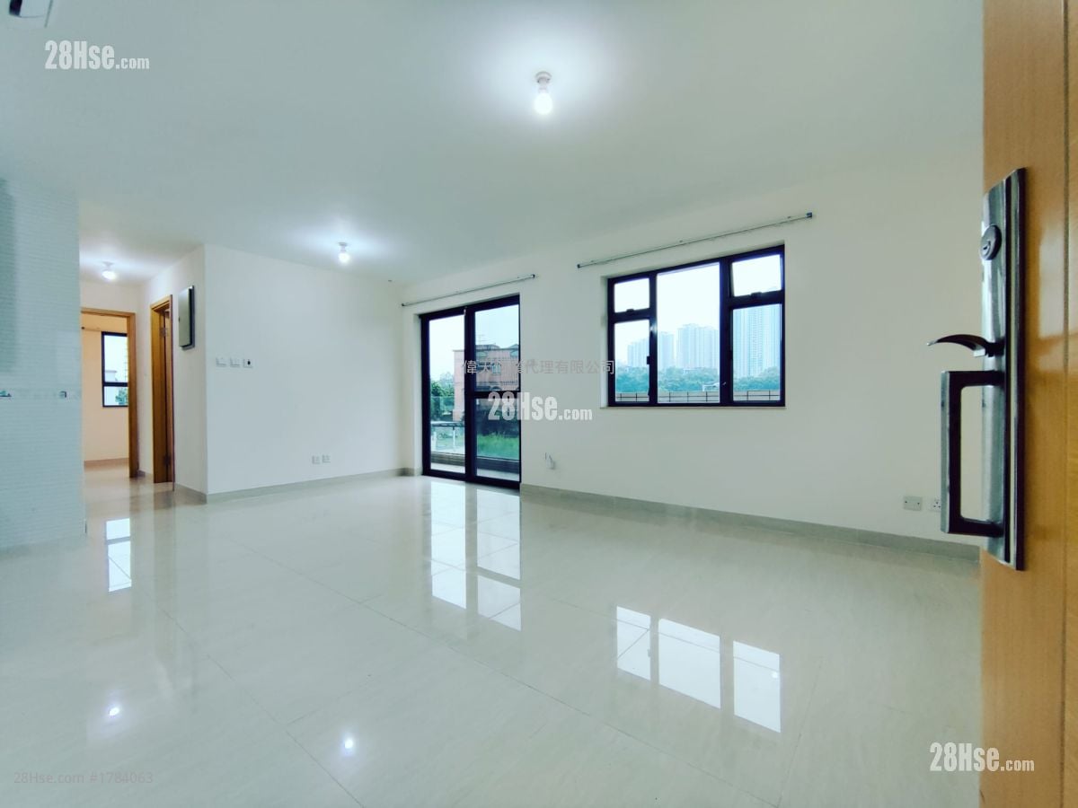 村屋 售盤 5+ 房 , 3 浴室 1,890 平方呎