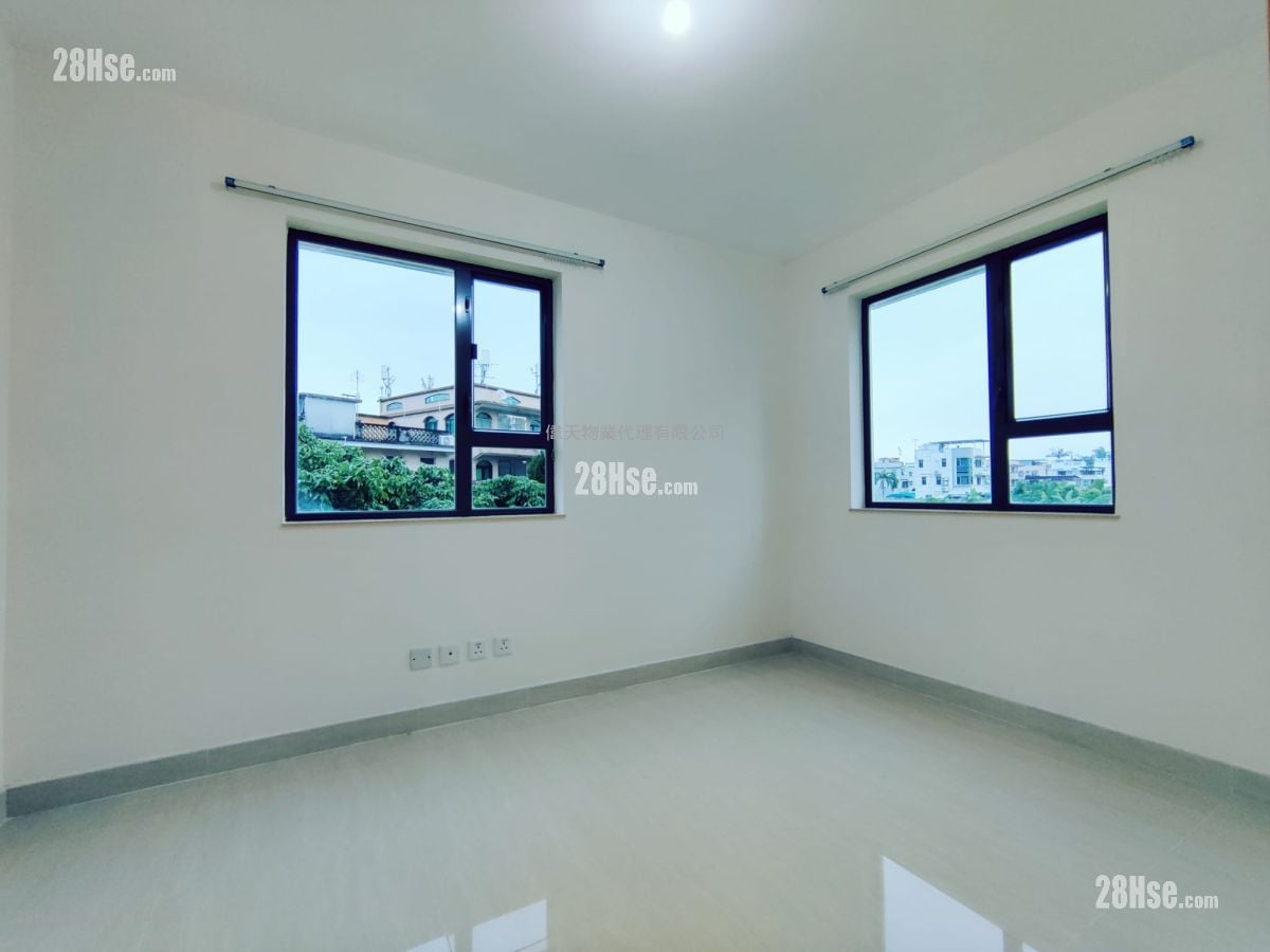 村屋 售盤 5+ 房 , 3 浴室 1,890 平方呎