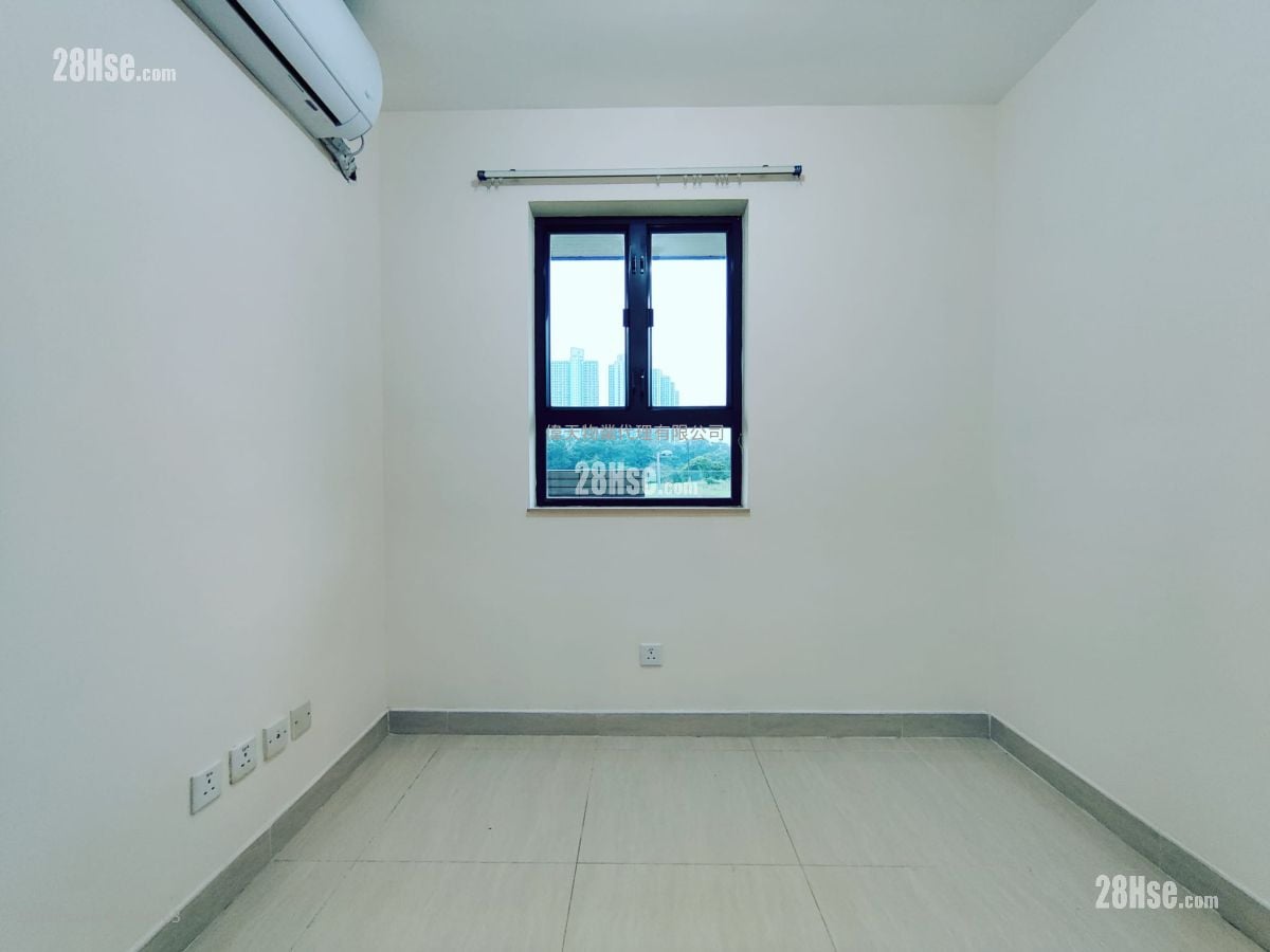 村屋 售盤 5+ 房 , 3 浴室 1,890 平方呎