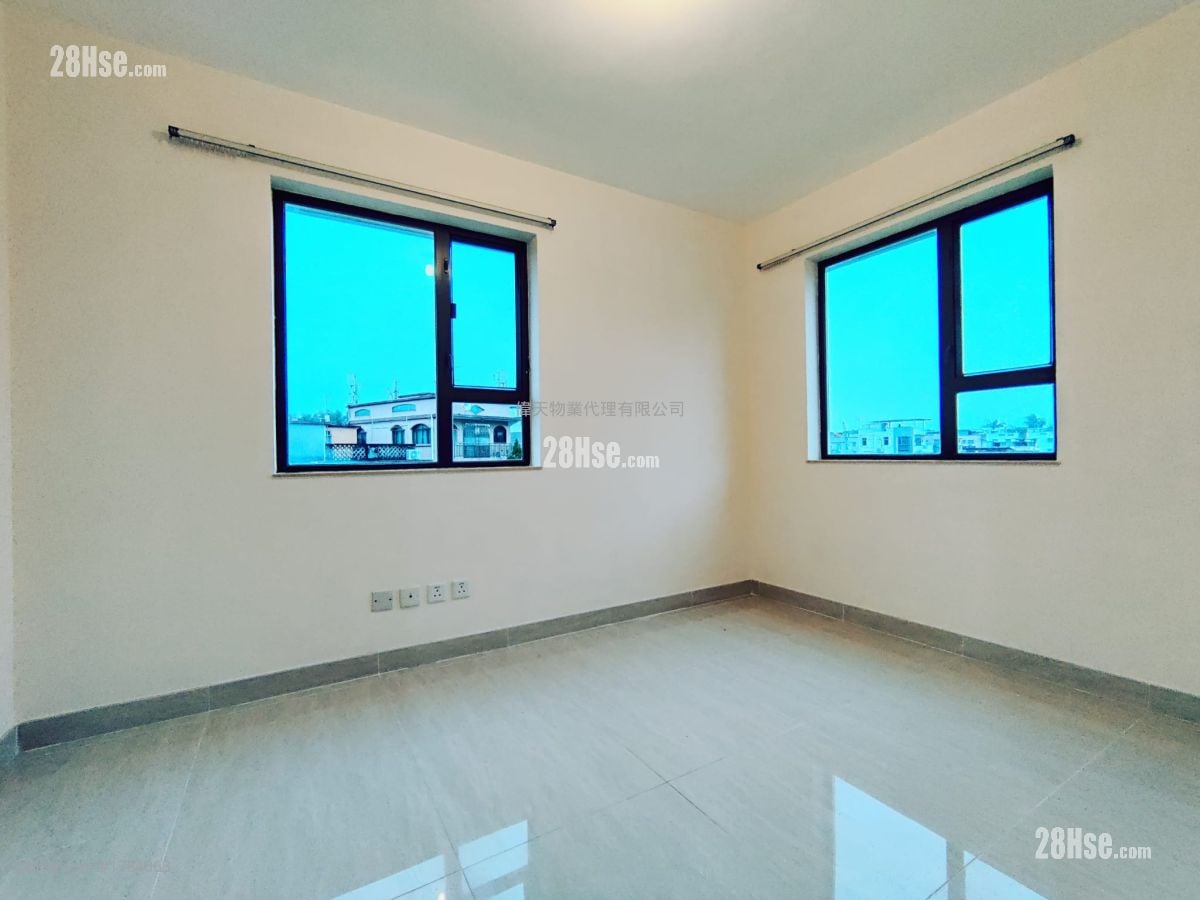 村屋 售盤 5+ 房 , 3 浴室 1,890 平方呎