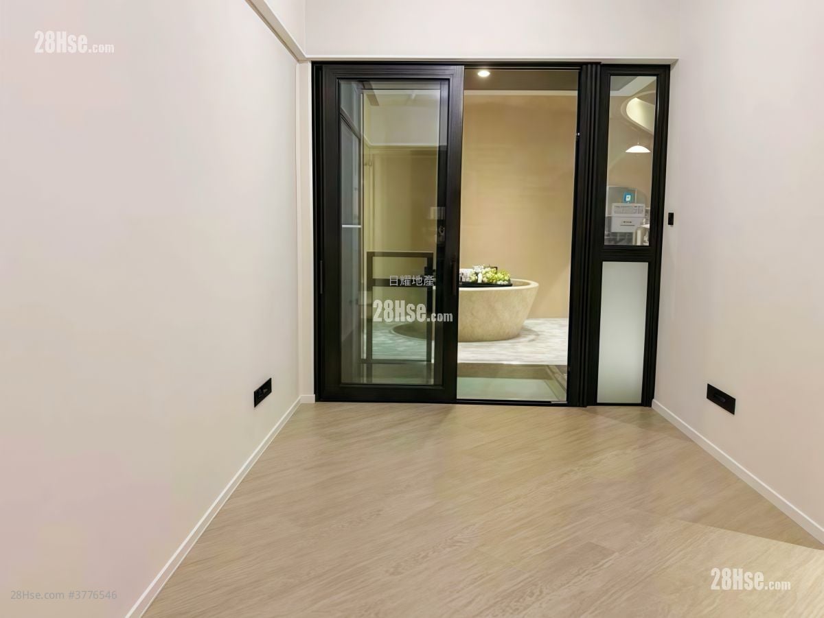 傲华 售盘 1 房 , 1 浴室 324 平方尺