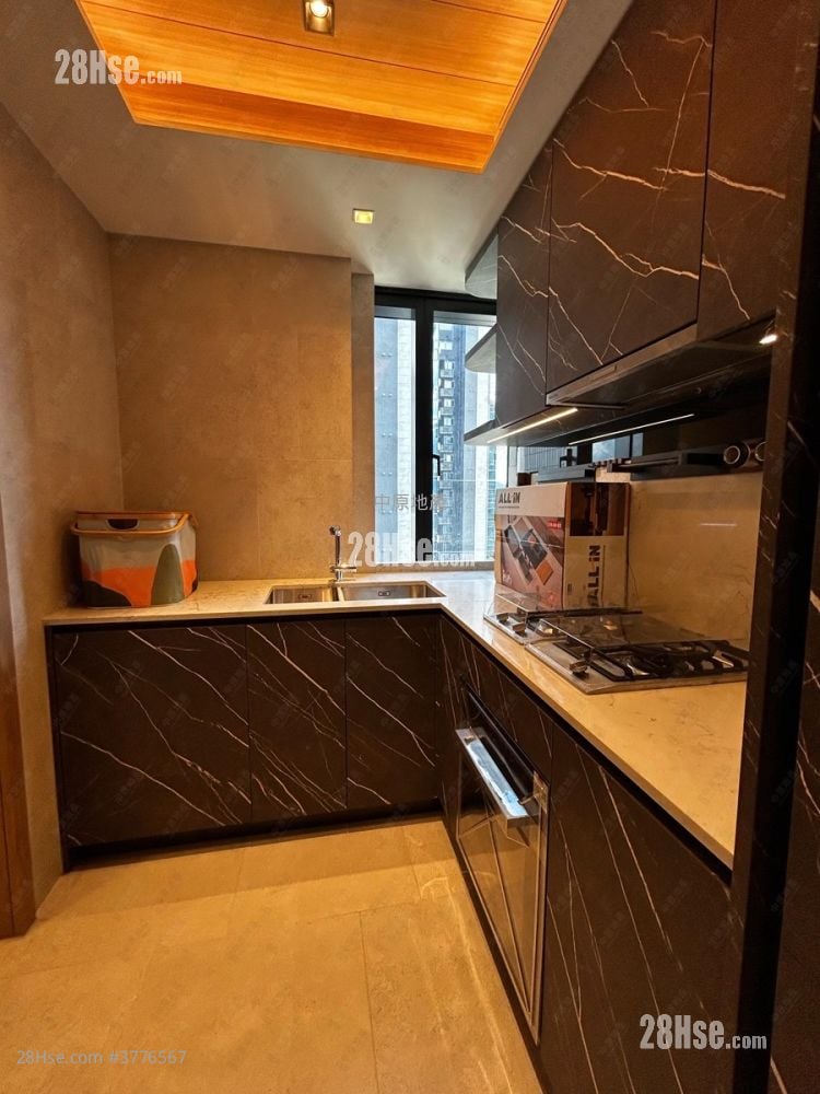 Onmantin Sell 760 ft²