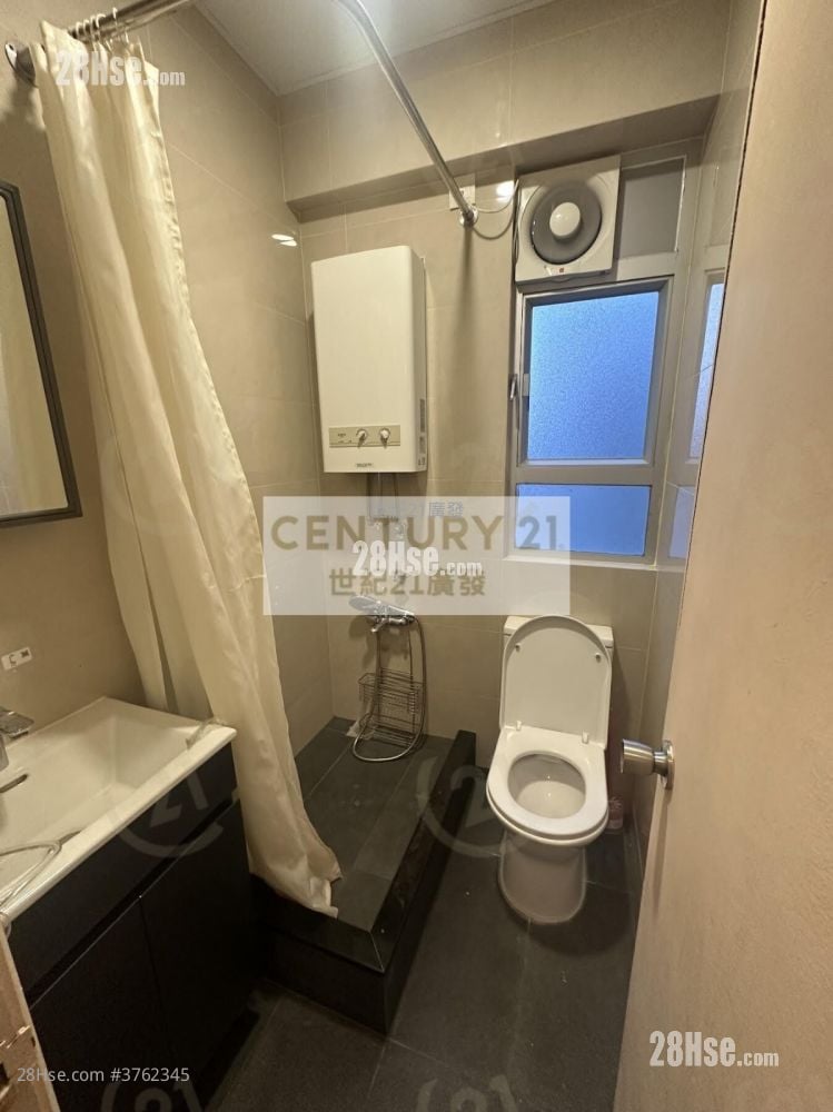 Shun Cheong Mansion Rental 2 Bedrooms , 1 Bathroom 440 ft²