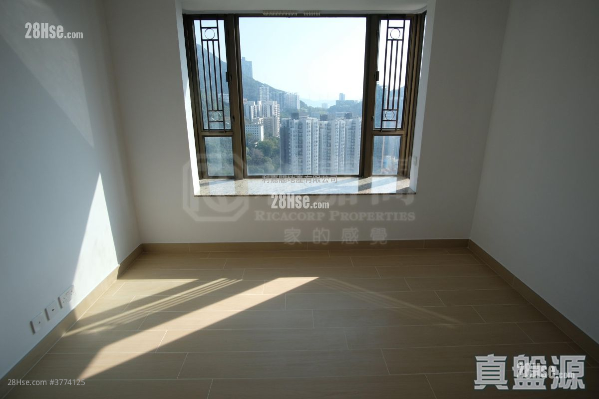 宝翠园 售盘 3 房 , 2 浴室 898 平方尺