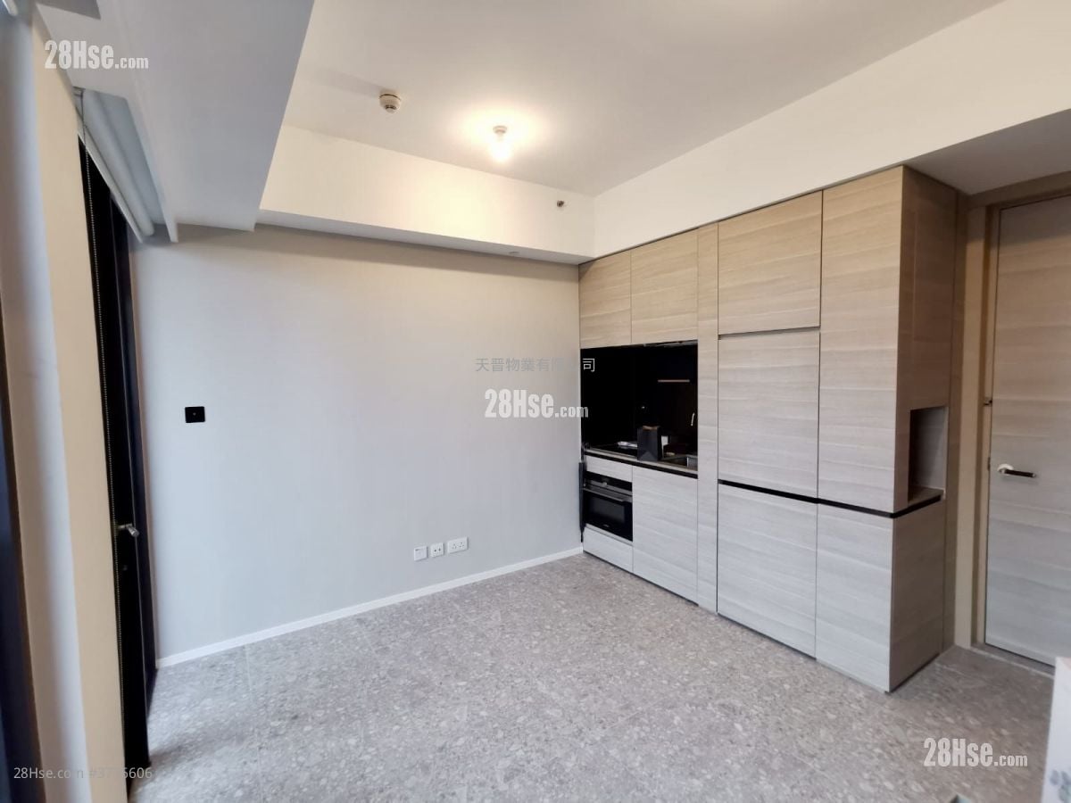 Artisan Garden Sell 1 Bedroom , 1 Bathroom 300 ft²