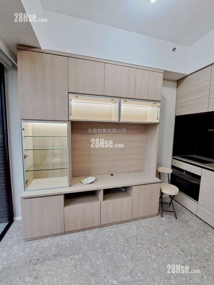 Artisan Garden Sell 1 Bedroom , 1 Bathroom 300 ft²