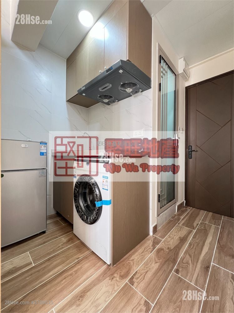 Apartment Rental Studio , 1 Bathroom 140 ft²