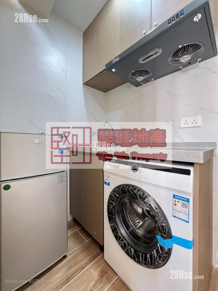 Apartment Rental Studio , 1 Bathroom 140 ft²