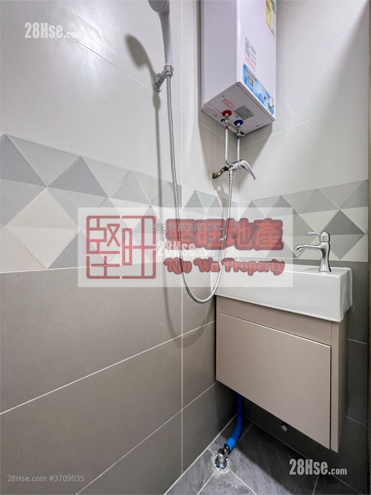 Apartment Rental Studio , 1 Bathroom 140 ft²