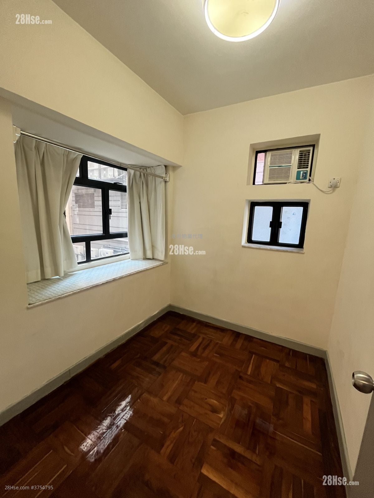 建丰阁 租盘 2 房 , 1 浴室 370 平方尺