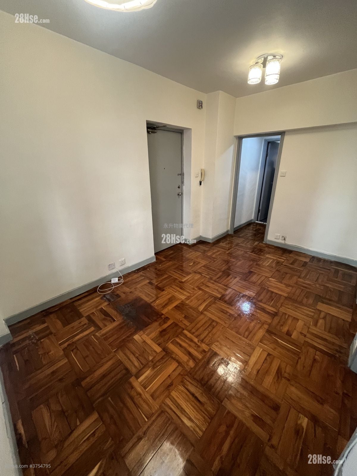 建丰阁 租盘 2 房 , 1 浴室 370 平方尺