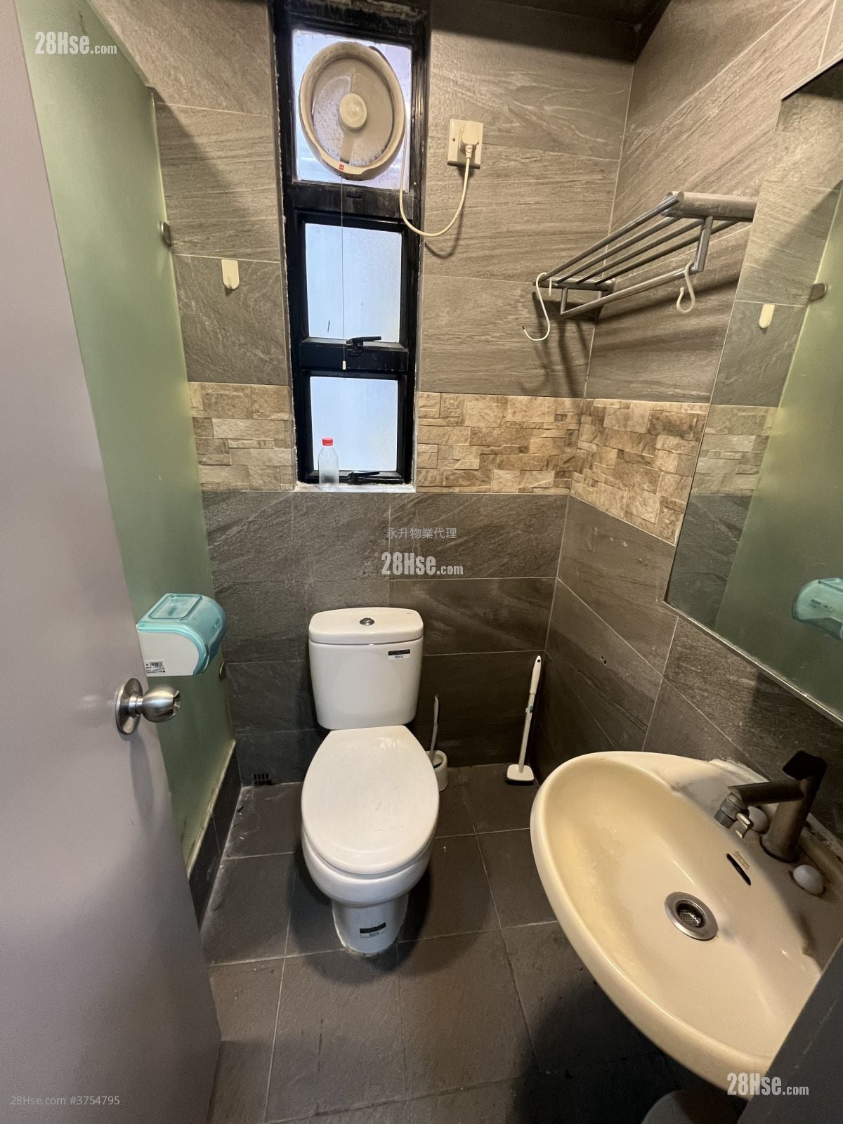 建丰阁 租盘 2 房 , 1 浴室 370 平方尺