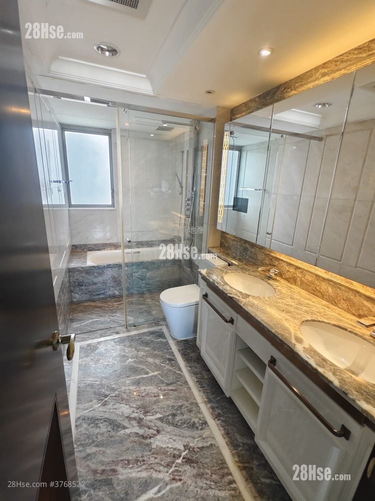 逸珑湾 租盘 4 房 , 3 浴室 1,395 平方尺