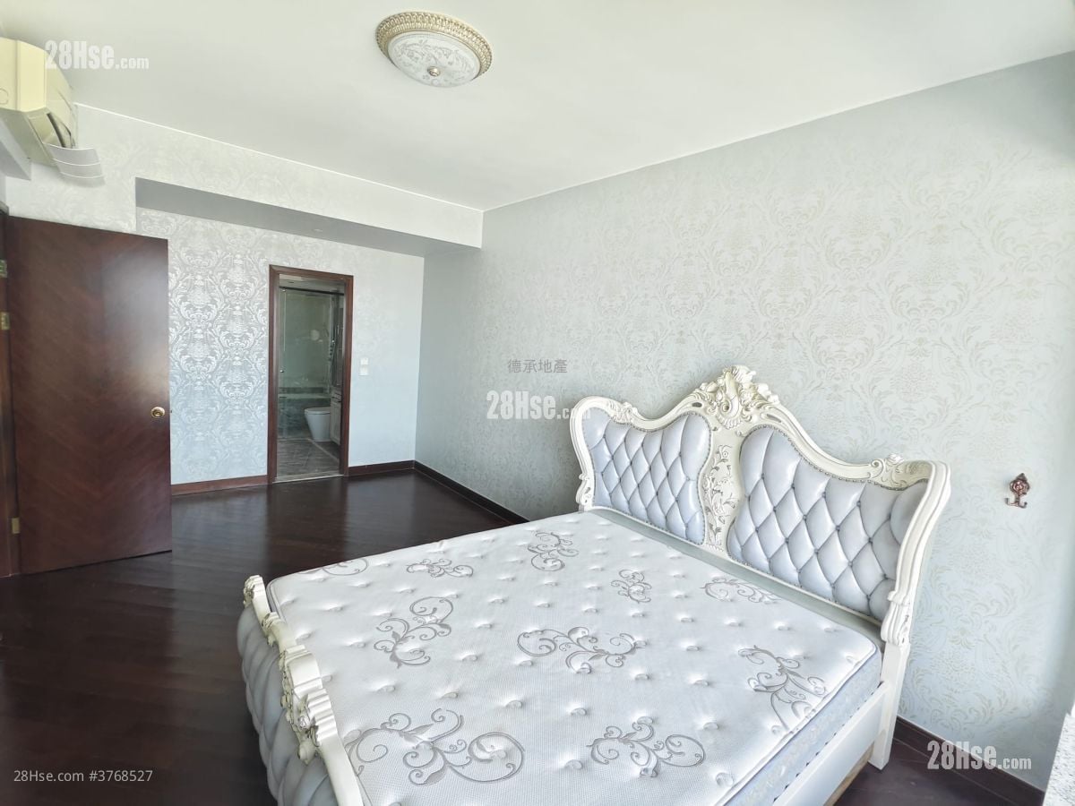 逸珑湾 租盘 4 房 , 3 浴室 1,395 平方尺