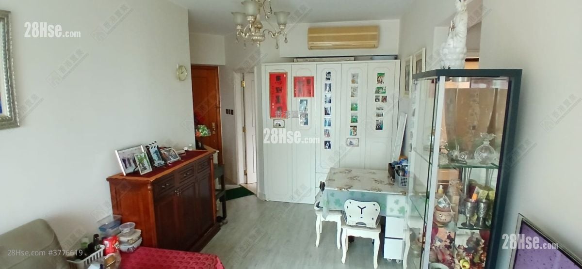 Banyan Garden Sell 2 Bedrooms , 1 Bathroom 460 ft²