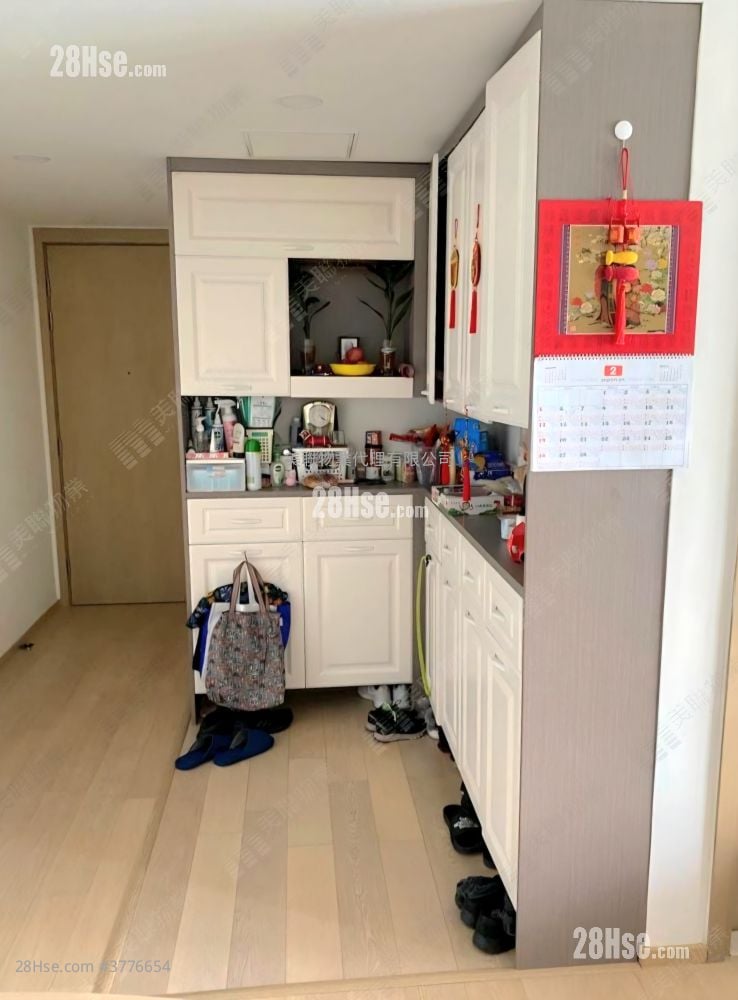 Lp6 Sell 3 Bedrooms , 2 Bathrooms 791 ft²