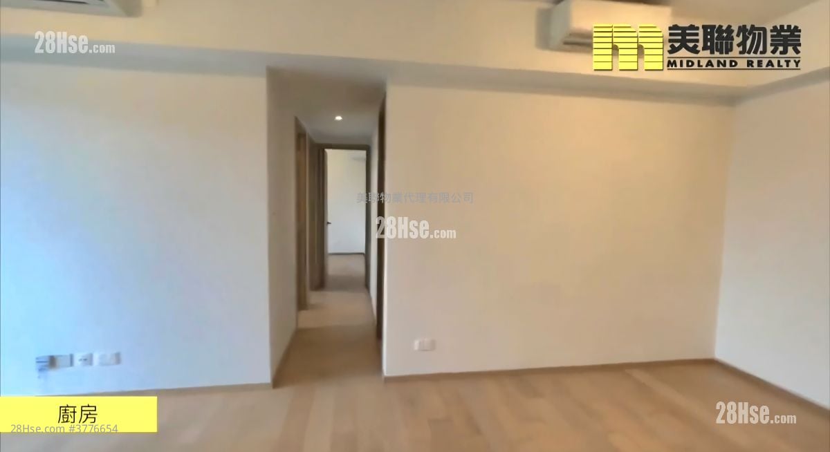 Lp6 Sell 3 Bedrooms , 2 Bathrooms 791 ft²