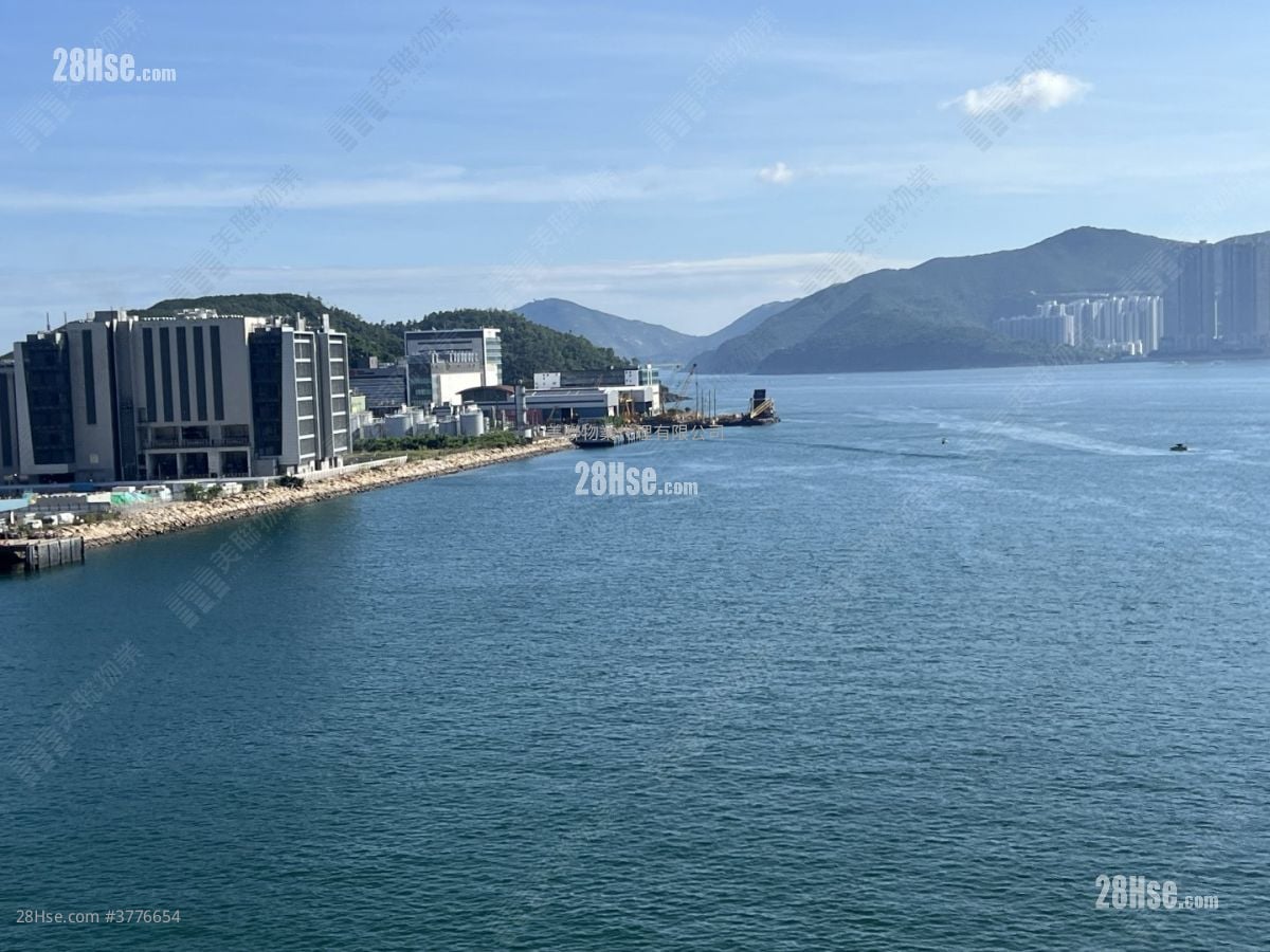 Lp6 Sell 3 Bedrooms , 2 Bathrooms 791 ft²