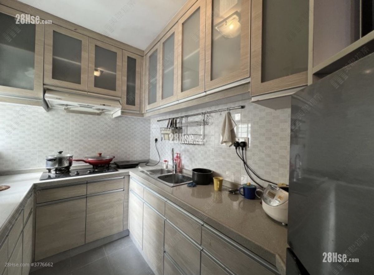 海怡半岛 售盘 3 房 610 平方尺