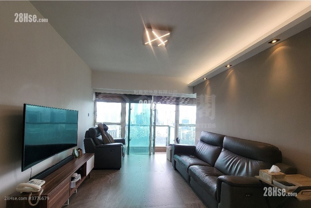 The Victoria Towers Sell 3 Bedrooms , 2 Bathrooms 915 ft²